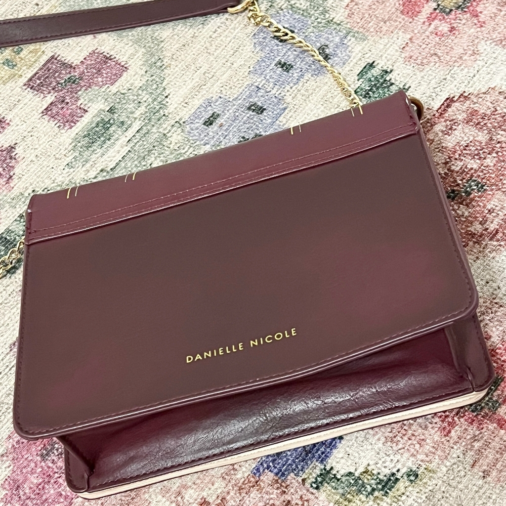 Pre Owned Danielle Nicole Disney Beauty and the Beast Book Crossbody Bag - Picture 9 of 13